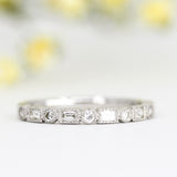 18ct White Gold Baguette & Round .31pts Diamond Ring